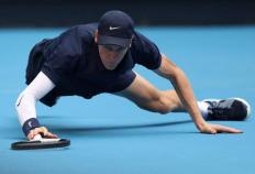 开云下载-中网第(dì)8比賽(sài)日(rì)看点：辛纳决賽(sài)战黑马新星，斯瓦泰克领衔冲八强