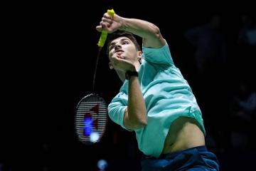 开云平台-羽毛球总决赛：男(nán)單(dān)决赛席位产生(shēng)！法国男(nán)單(dān)2：0获胜對(duì)决石宇奇！