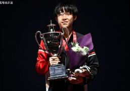 开云体育APP下载-王楚欽(qīn)2025賽(sài)季总结 | 少年終(zhōng)圆梦，登顶世乒賽(sài)，12冠傲视群(qún)雄