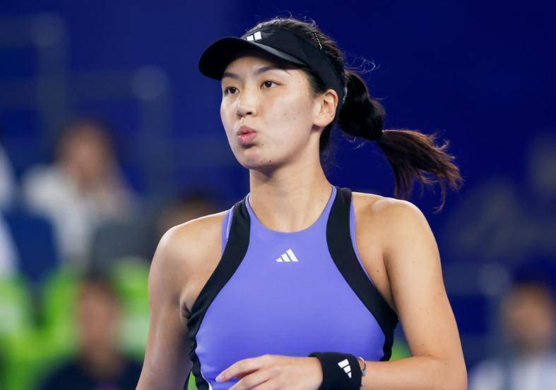 kaiyun-中国网球独苗王欣瑜，到底多飒？决胜盘一分之差，背后不止是心碎