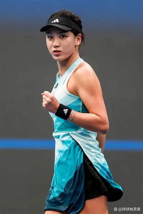 kaiyun-中国网球独苗王欣瑜，到底多飒？决胜盘一分之差，背后不止是心碎
