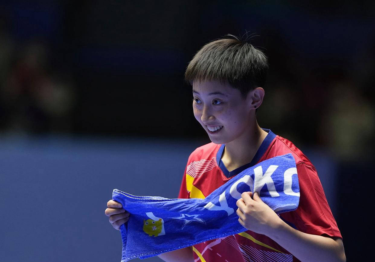 开云-16强诞生！全运会乒乓球比赛战报：王曼昱险遭逆转，陈梦4-0速(sù)胜