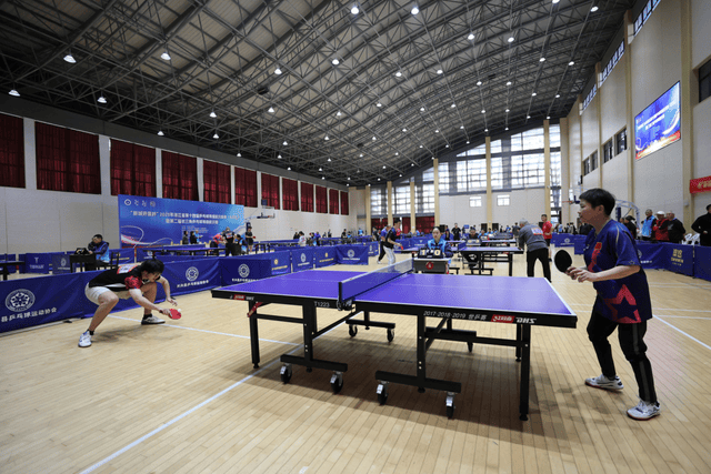 开云下载-“新城环保杯”2025年浙江(jiāng)省第(dì)十四(sì)屆(jiè)乒(pīng)乓球等級(jí)积分联赛(长兴站)暨第(dì)二屆(jiè)长三(sān)角乒(pīng)乓球等級(jí)积分赛落幕