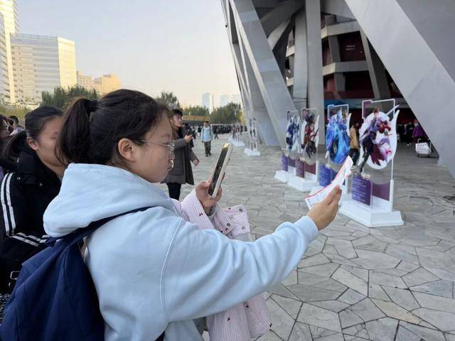 开云-今晚，鸟巢，王者荣耀KPL年度縂(zǒng)决賽(sài)！现场直击