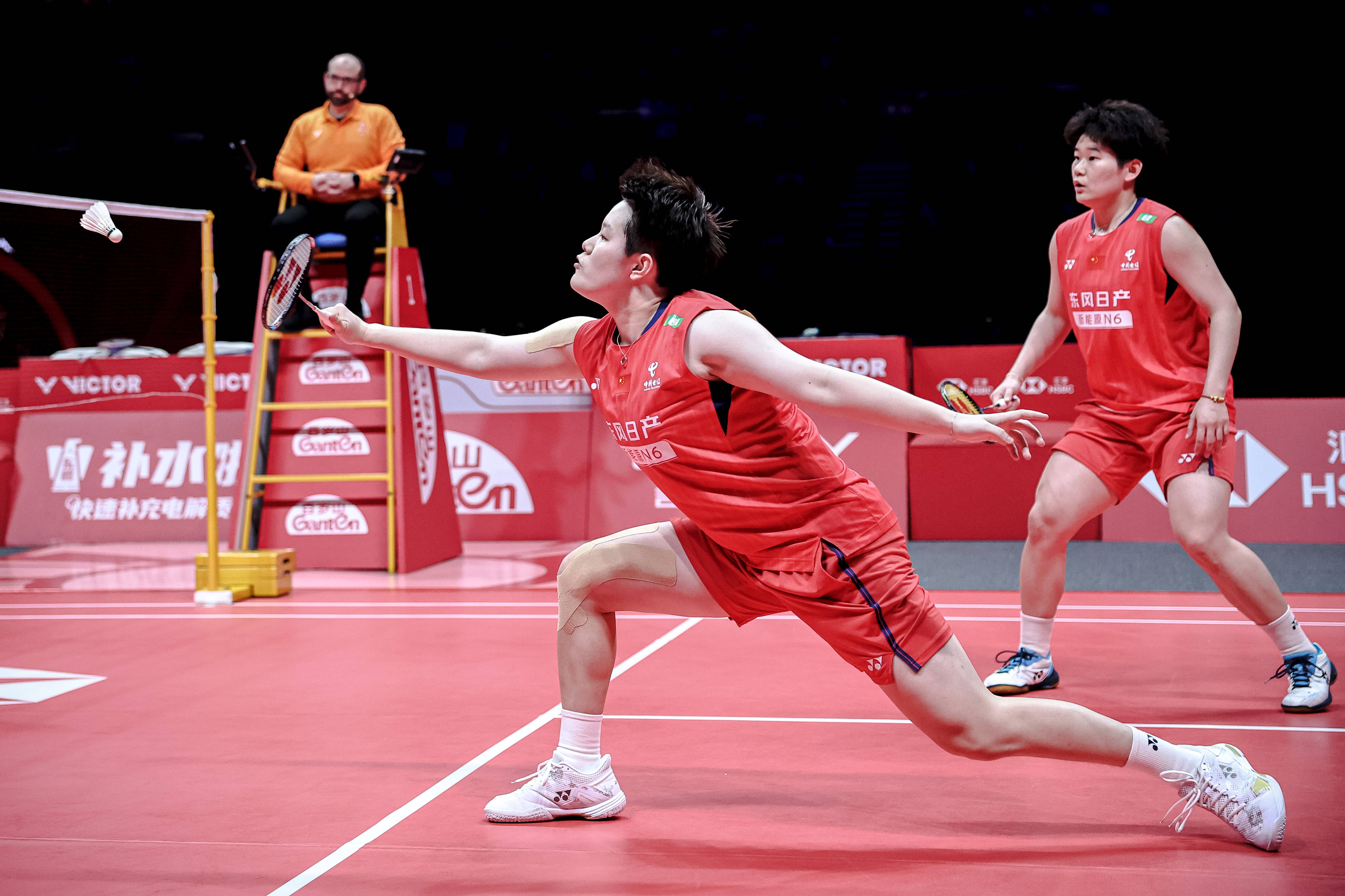 开云平台-（体育）羽毛球(qiú)——世巡赛縂(zǒng)决赛：刘圣书/譚(tán)甯(níng)无缘女雙(shuāng)决赛