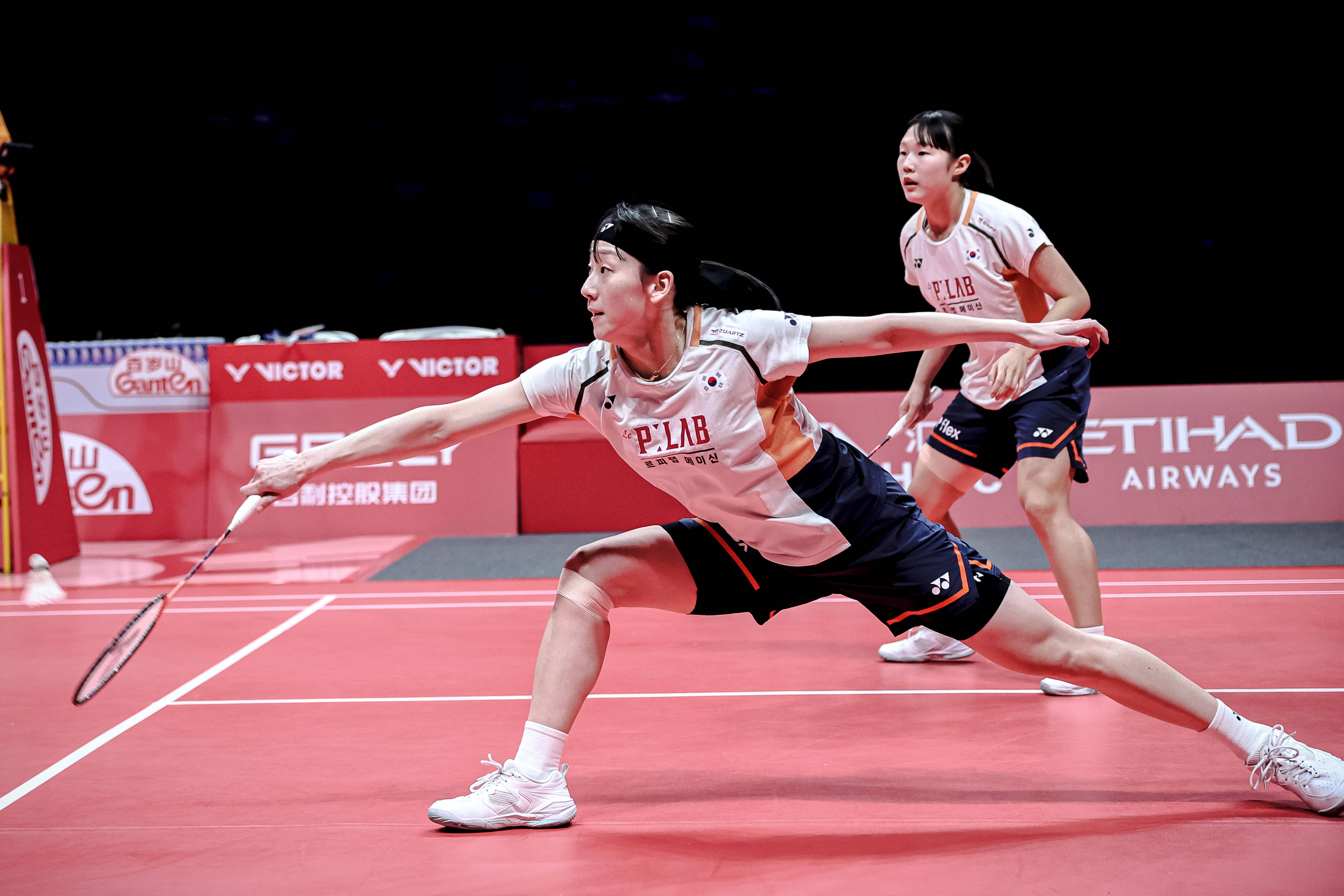 开云平台-（体育）羽毛球(qiú)——世巡赛縂(zǒng)决赛：刘圣书/譚(tán)甯(níng)无缘女雙(shuāng)决赛