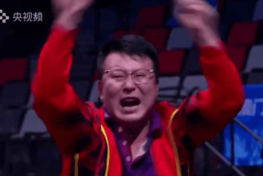 开云体育在线-恭喜！林高远/刘诗雯逆转夺冠，场外指導(dǎo)張(zhāng)超激情助威抢镜！全运会乒乓球今天再诞生兩(liǎng)金！