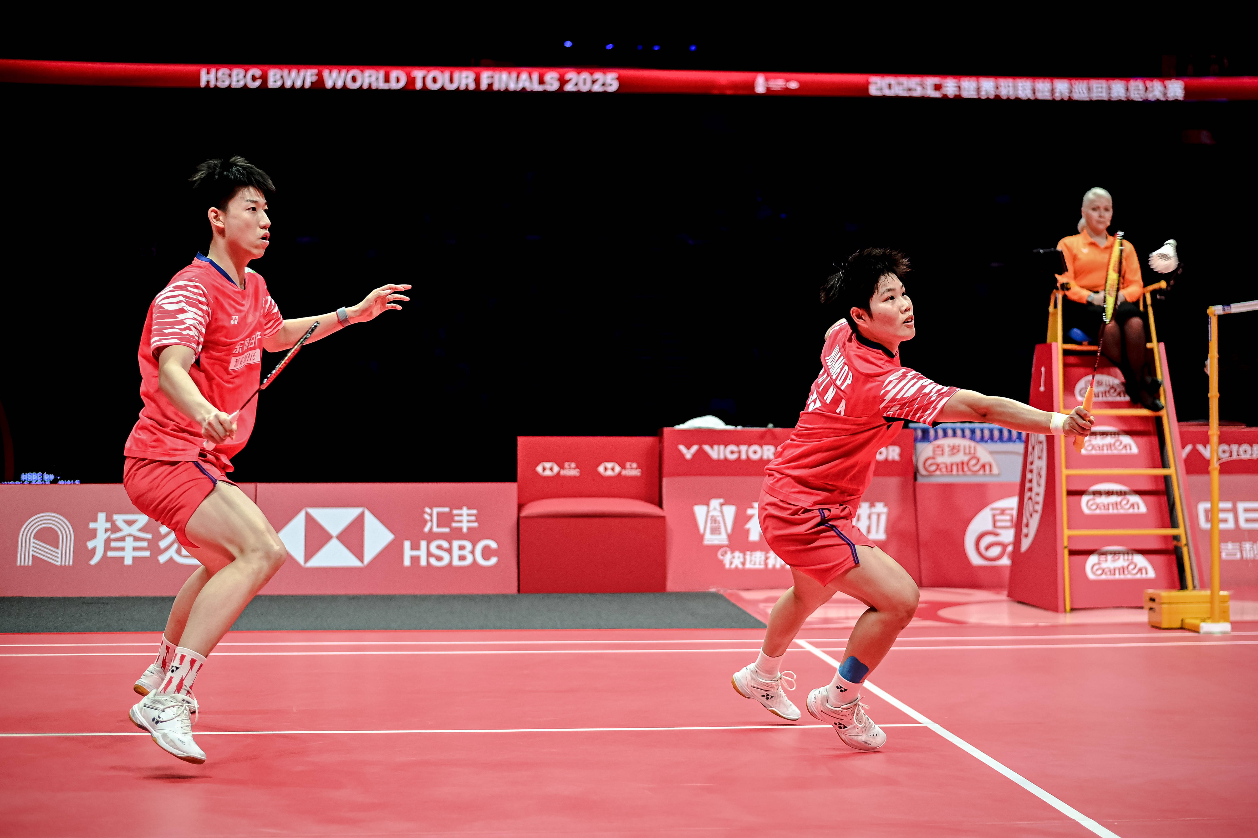 开云体育APP下载-（体育）羽毛(máo)球——世巡赛总决赛：冯彦哲/黄东萍夺得(dé)混双冠军